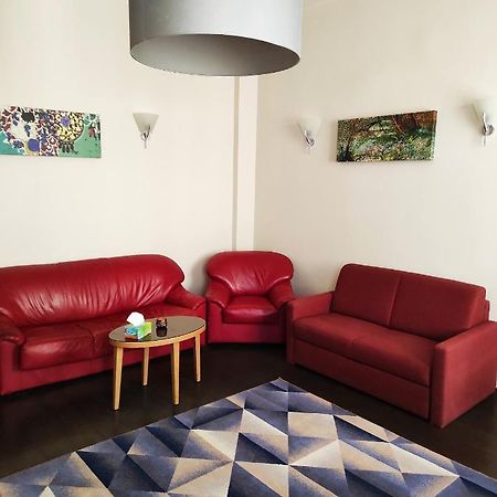 Robi Studio Brasov Luaran gambar