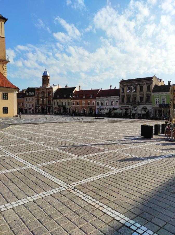 Robi Studio Brasov Luaran gambar