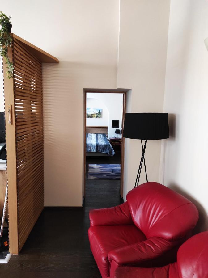 Robi Studio Brasov Luaran gambar