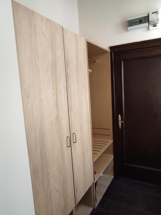 Robi Studio Brasov Luaran gambar